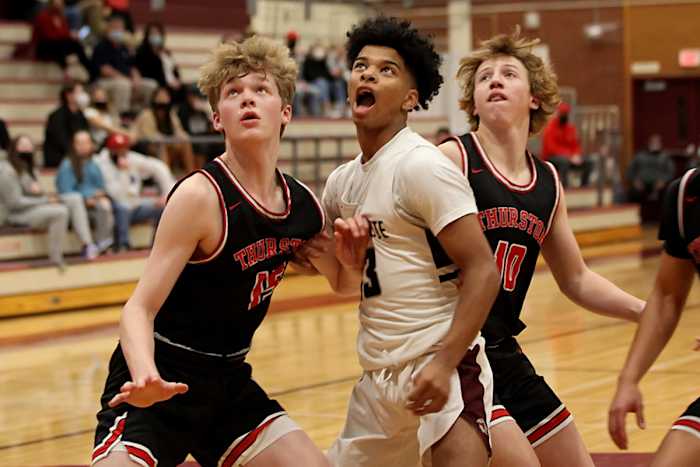 Thurston.Willamette.boys-basketball.Michele-Bunch.78